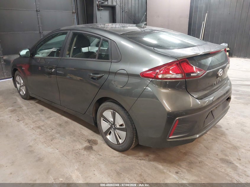 2020 Hyundai Ioniq hybrid VIN KMHC65LC3LU220210 IAAI salvage auction — REAR END, Sf97 (New York), sold $7,750 on 2026-08-20 (photo 3)
