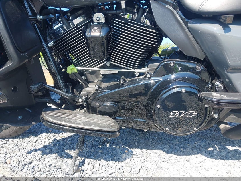2022 Harley-davidson Electra glide VIN 1HD1KEF15NB606058 IAAI salvage auction — RIGHT SIDE, Wait Title, sold $7,900 on 2026-08-31 (photo 9)