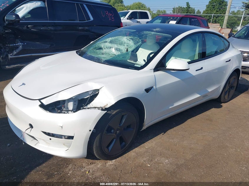 2022 Tesla Model 3 VIN 5YJ3E1EB9NF255091 IAAI salvage auction — LEFT FRONT, Clear (Michigan), sold $7,600 on 2026-07-31 (photo 2)