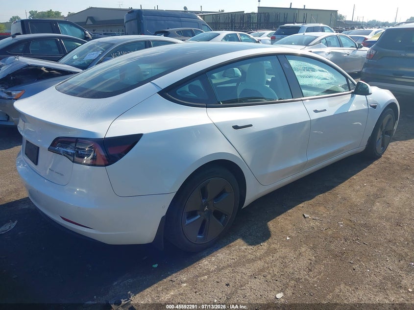 2022 Tesla Model 3 VIN 5YJ3E1EB9NF255091 IAAI salvage auction — LEFT FRONT, Clear (Michigan), sold $7,600 on 2026-07-31 (photo 4)