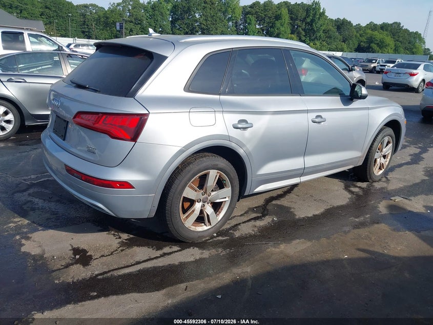 2018 Audi Q5 VIN WA1ANAFY2J2000459 IAAI salvage auction — NORMAL WEAR, Clear (Georgia), sold $4,100 on 2026-07-29 (photo 4)