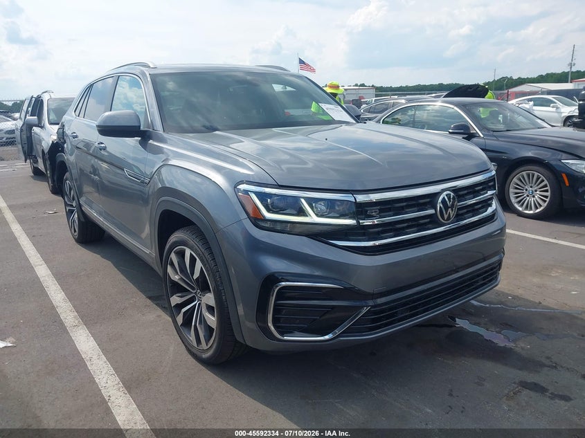 2020 Volkswagen Atlas cross sport VIN 1V2SE2CA7LC230307 — IAAI salvage auction photo