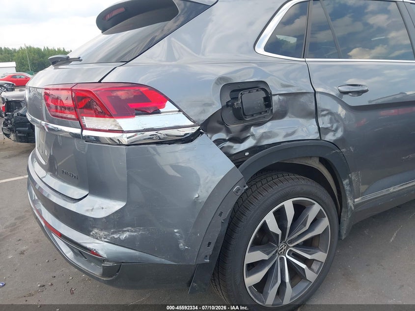 2020 Volkswagen Atlas cross sport VIN 1V2SE2CA7LC230307 IAAI salvage auction — RIGHT REAR, Salvage Title, sold $8,350 on 2026-08-20 (photo 6)