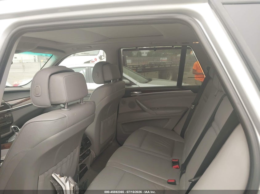 2008 BMW X5 VIN 5UXFE43578L033967 IAAI salvage auction — ELECTRICAL, Clear (Massachusetts), sold $425 on 2026-07-31 (photo 8)