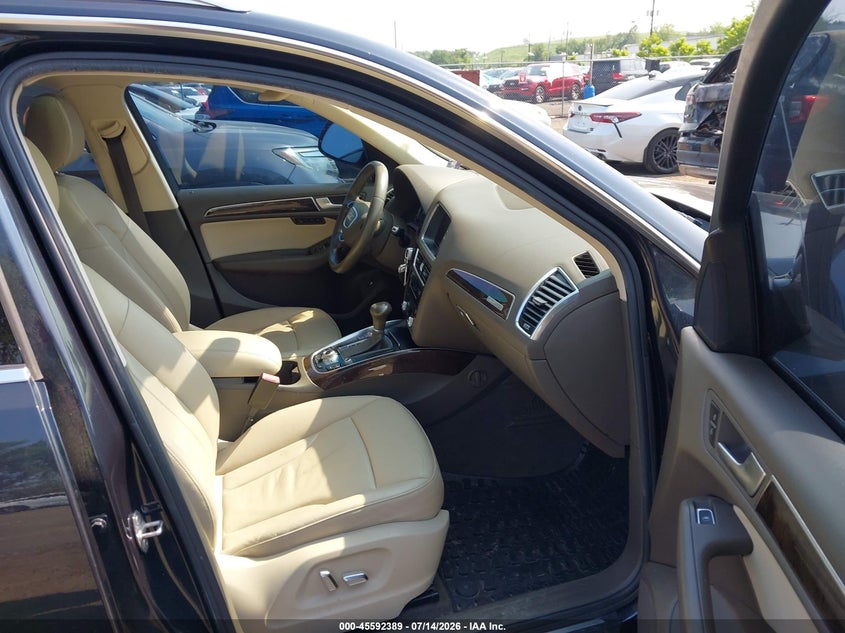 2013 Audi Q5 VIN WA1LFAFP6DA009494 IAAI salvage auction — NORMAL WEAR, Clear (New Jersey), sold $425 on 2026-07-29 (photo 5)