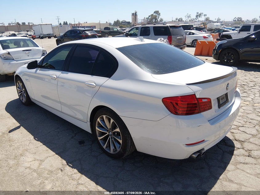 2015 BMW 5er VIN WBA5A5C52FD516608 IAAI salvage auction — UNKNOWN, Salvage (California), sold $2,150 on 2026-07-29 (photo 3)