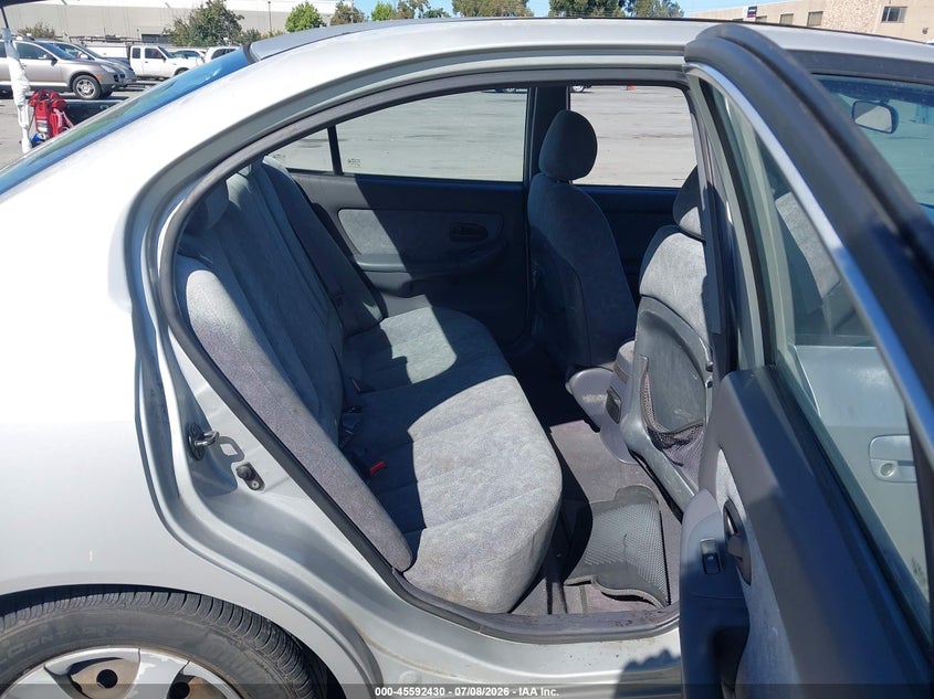 2002 Hyundai Elantra VIN KMHDN45D52U251061 IAAI salvage auction — NORMAL WEAR, App For Dup Clear (California), sold $200 on 2026-07-29 (photo 8)