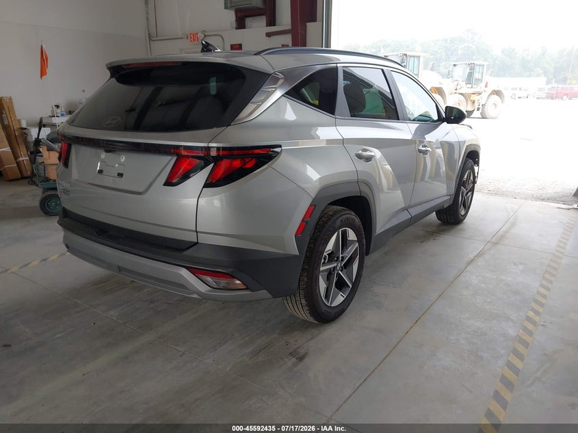 2026 Hyundai Tucson VIN 5NMJB3DE9TH681124 IAAI salvage auction — FRONT END, Salvage (Virginia), sold $8,600 on 2026-07-31 (photo 4)