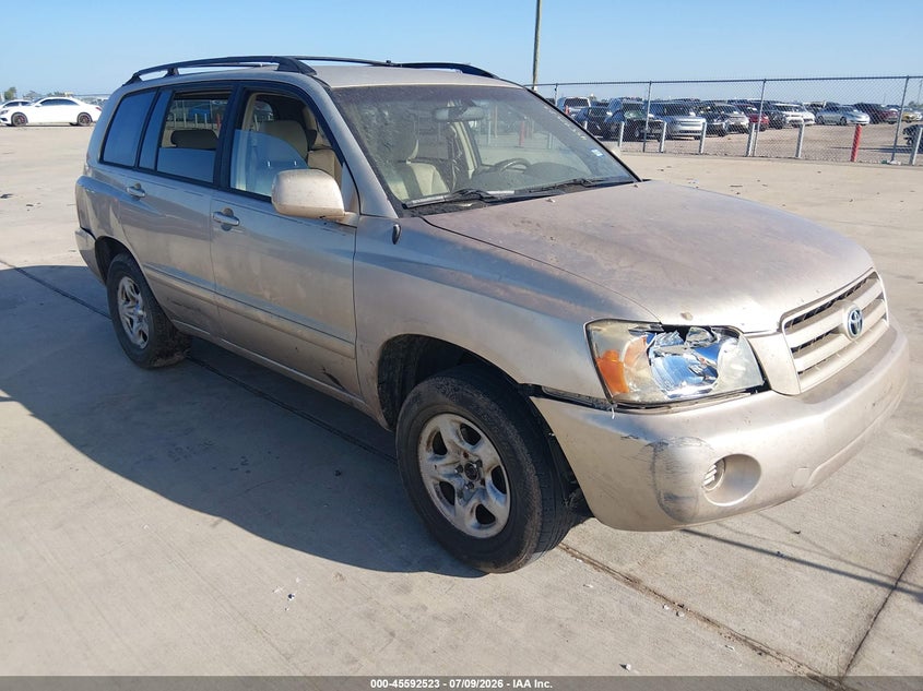 2005 Toyota Highlander VIN JTEGD21A050118767 IAAI salvage auction — FRONT & REAR, Original (Texas), sold $800 on 2026-07-31 (photo 1)
