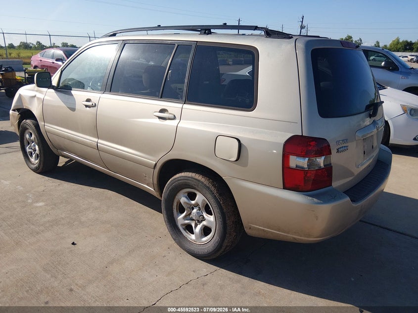 2005 Toyota Highlander VIN JTEGD21A050118767 IAAI salvage auction — FRONT & REAR, Original (Texas), sold $800 on 2026-07-31 (photo 3)