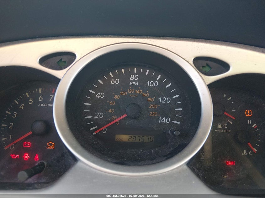 2005 Toyota Highlander VIN JTEGD21A050118767 IAAI salvage auction — FRONT & REAR, Original (Texas), sold $800 on 2026-07-31 (photo 7)