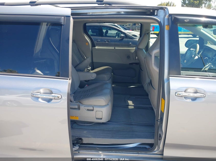 2011 Toyota Sienna VIN 5TDDK3DC5BS009794 IAAI salvage auction — REAR END, Salvage (California), sold $2,300 on 2026-07-27 (photo 8)