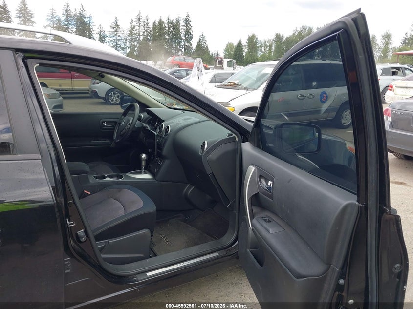 2010 Nissan Rogue VIN JN8AS5MV6AW601031 IAAI salvage auction — NORMAL WEAR, Clear (Virginia), sold $375 on 2026-07-29 (photo 5)