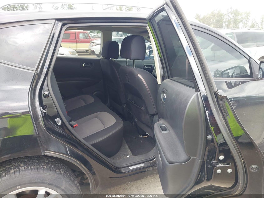 2010 Nissan Rogue VIN JN8AS5MV6AW601031 IAAI salvage auction — NORMAL WEAR, Clear (Virginia), sold $375 on 2026-07-29 (photo 8)