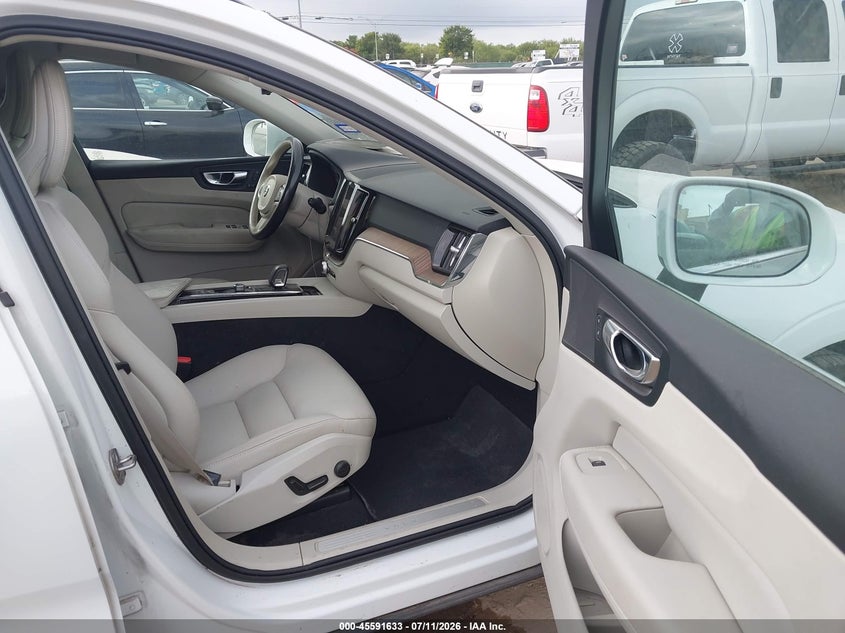 2022 Volvo Xc60 VIN YV4L12RK9N1019719 IAAI salvage auction — FRONT END, Enterprise Vehicles Clear Only (Texas), sold $11,625 on 2026-07-20 (photo 5)