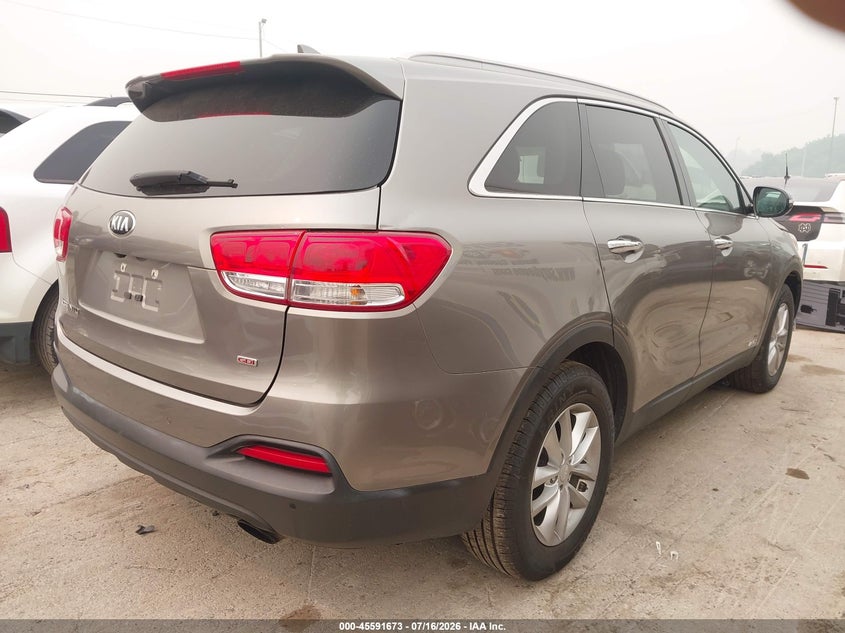 2017 Kia Sorento VIN 5XYPGDA31HG328916 IAAI salvage auction — LEFT FRONT, Salvage (Ohio), sold $1,950 on 2026-07-30 (photo 4)