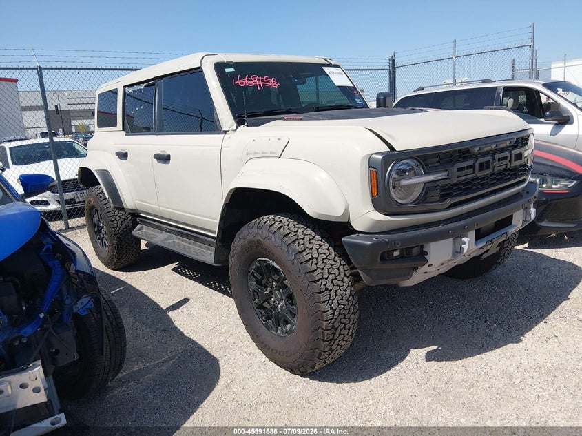 2025 Ford Bronco VIN 1FMEE0RR3SLA54575 — IAAI salvage auction photo