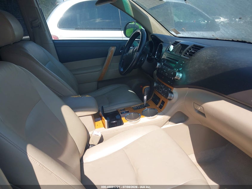 2008 Toyota Highlander hybrid VIN JTEEW44A082025684 IAAI salvage auction — NORMAL WEAR, Clear (North Carolina), sold $1,200 on 2026-07-30 (photo 5)