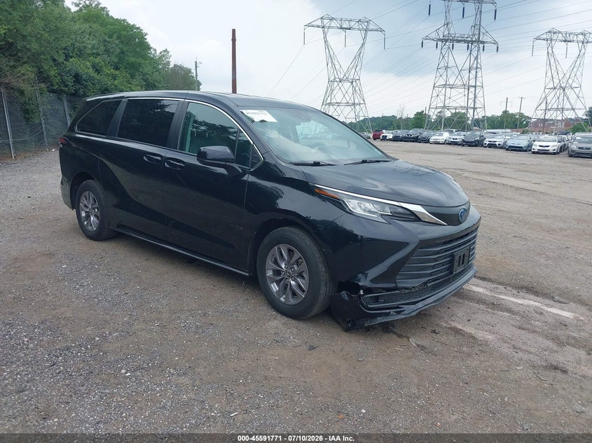 2022 Toyota Sienna VIN 5TDKRKEC9NS131767 IAAI salvage auction — NORMAL WEAR, Enterprise Vehicles Clear Only (New Jersey), sold $31,000 on 2026-07-24 (photo 1)