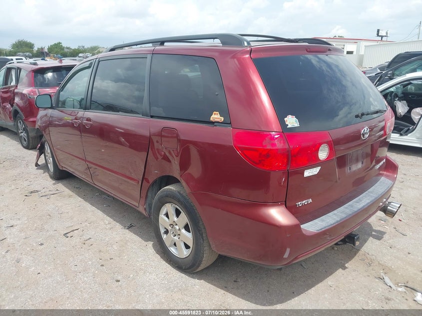 2007 Toyota Sienna VIN 5TDZK23C17S058273 IAAI salvage auction — LEFT FRONT, Salvage (Texas), sold $625 on 2026-07-31 (photo 3)