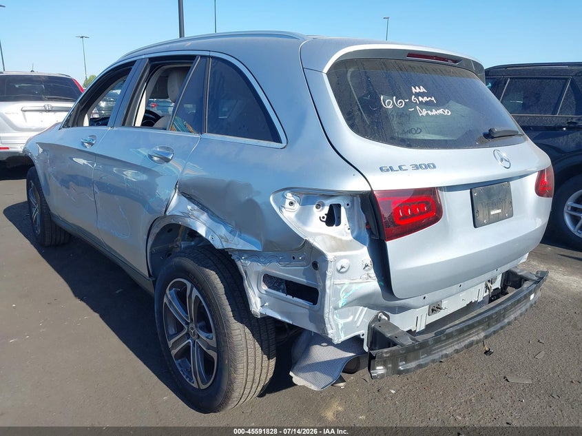 2022 Mercedes-benz Glc VIN W1N0G8DB5NG091618 IAAI salvage auction — FRONT & REAR, Wait Title, sold $9,450 on 2026-08-28 (photo 3)