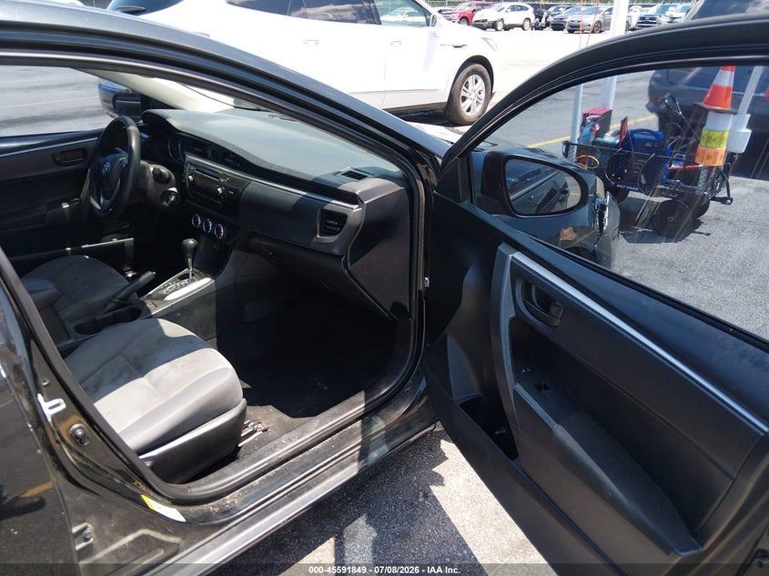 2015 Toyota Corolla VIN 5YFBURHE2FP257032 IAAI salvage auction — FRONT END, Repossession Paperwork (South Carolina), sold $2,175 on 2026-07-29 (photo 5)