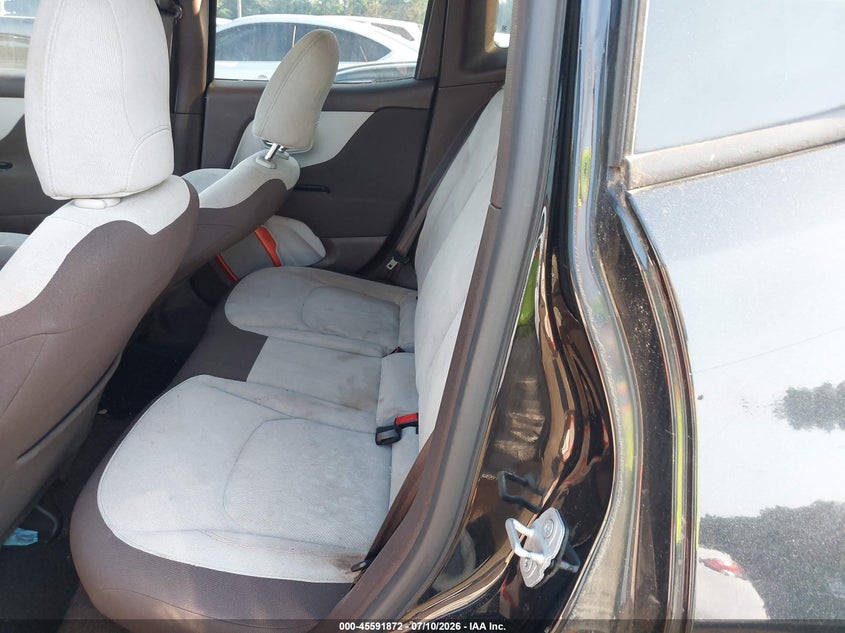 2015 Jeep Renegade VIN ZACCJBBT0FPB56886 IAAI salvage auction — NORMAL WEAR, Clear (New York), sold $850 on 2026-07-28 (photo 8)