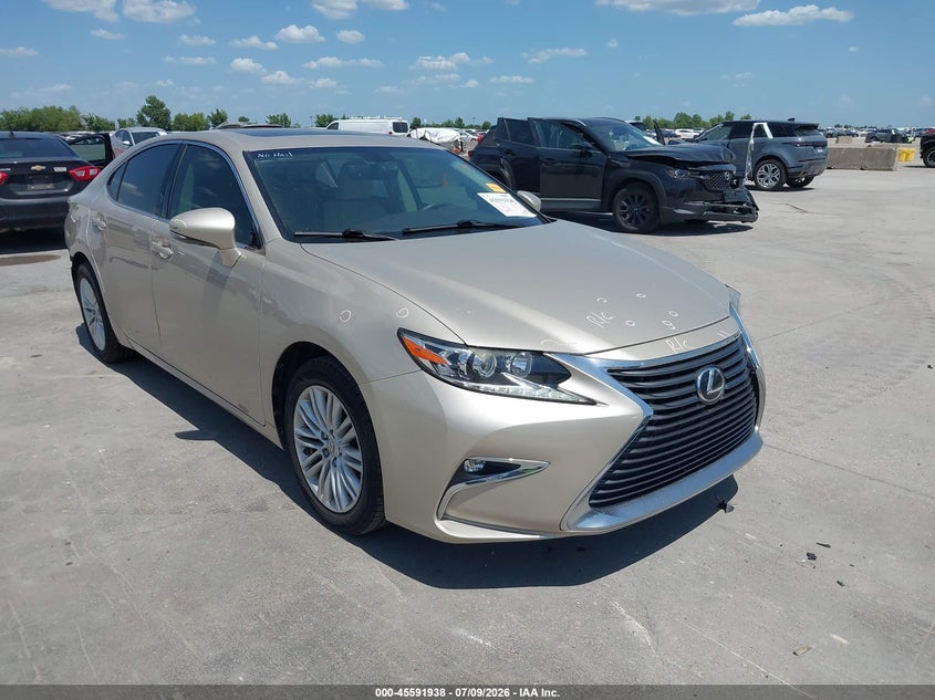 2016 Lexus ES VIN 58ABK1GG8GU008043 — IAAI salvage auction photo