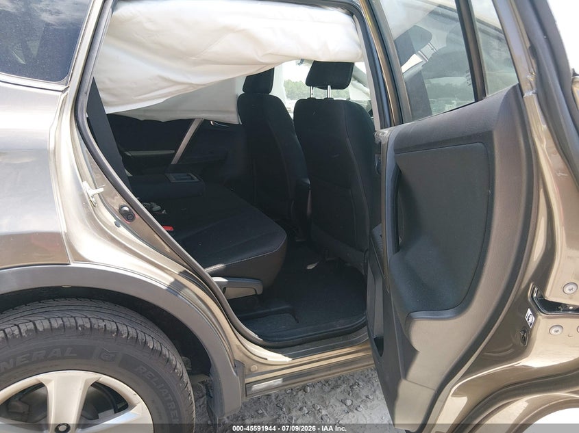 2015 Toyota Rav 4 VIN 2T3WFREVXFW142801 IAAI salvage auction — RIGHT FRONT, Salvage (South Carolina), sold $3,900 on 2026-08-17 (photo 8)