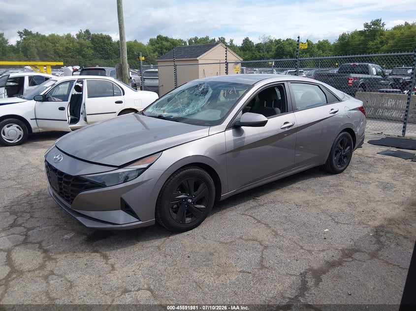 2021 Hyundai Elantra VIN KMHLM4AGXMU182143 IAAI salvage auction — FRONT END, Salvage (Connecticut), sold $4,350 on 2026-07-30 (photo 2)