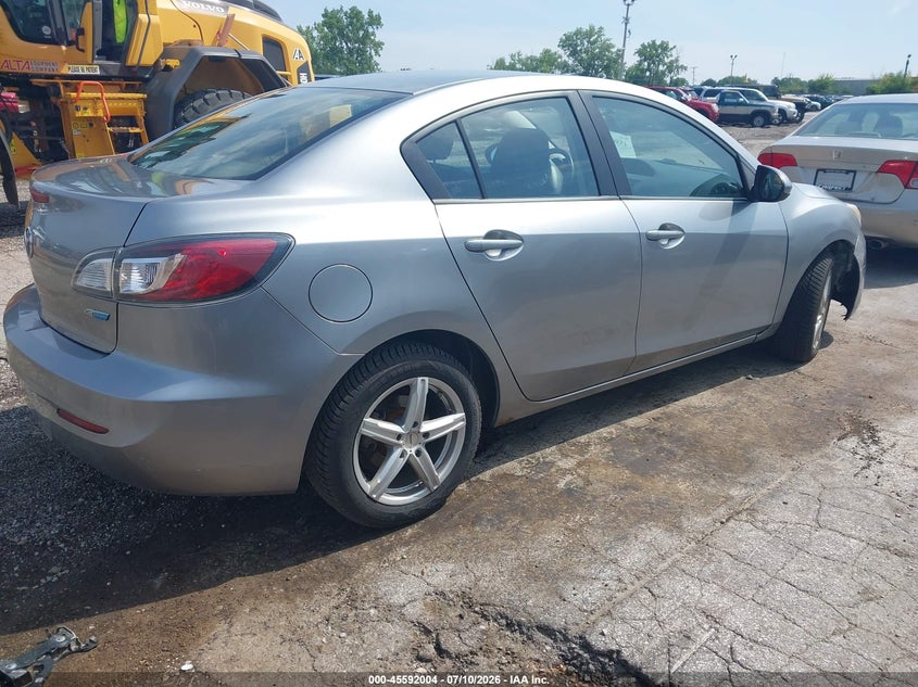 2012 Mazda 3 VIN JM1BL1V73C1551016 IAAI salvage auction — NORMAL WEAR, Clear (Illinois), sold $425 on 2026-07-29 (photo 4)
