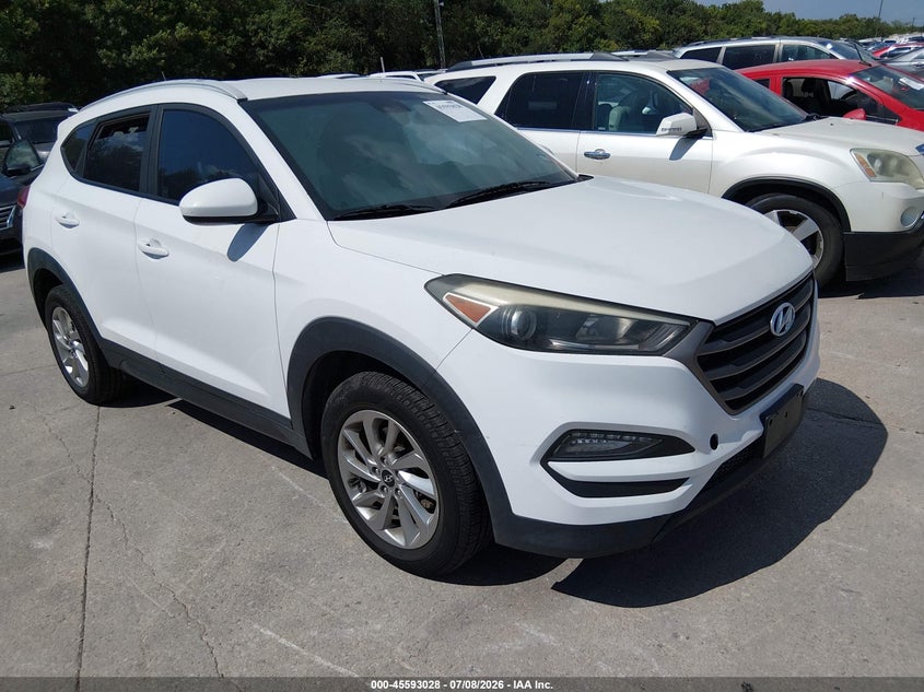 2016 Hyundai Tucson VIN KM8J33A44GU209786 IAAI salvage auction — NORMAL WEAR, Salvage Title, sold $1,550 on 2026-07-29 (photo 1)