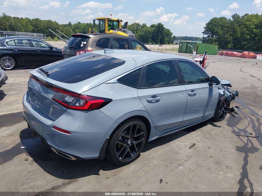 2024 Honda Civic VIN 19XFL1H88RE023046 IAAI salvage auction — RIGHT FRONT, Salvage Title, sold $6,600 on 2026-08-20 (photo 4)
