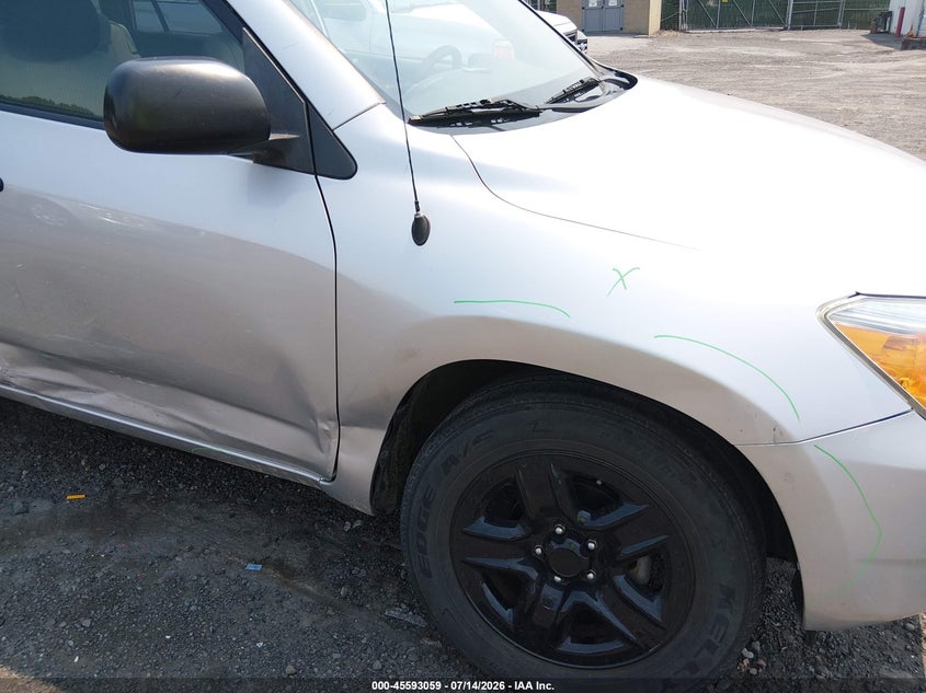 2006 Toyota Rav 4 VIN JTMBD33V266018379 IAAI salvage auction — SIDE, Salvage (Pennsylvania), sold $1,100 on 2026-07-26 (photo 6)