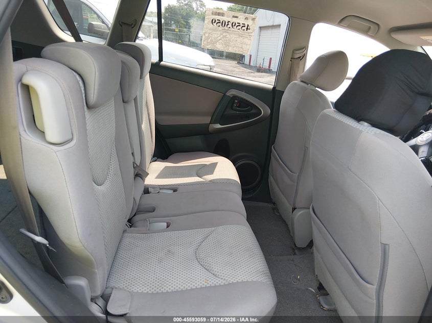 2006 Toyota Rav 4 VIN JTMBD33V266018379 IAAI salvage auction — SIDE, Salvage (Pennsylvania), sold $1,100 on 2026-07-26 (photo 8)