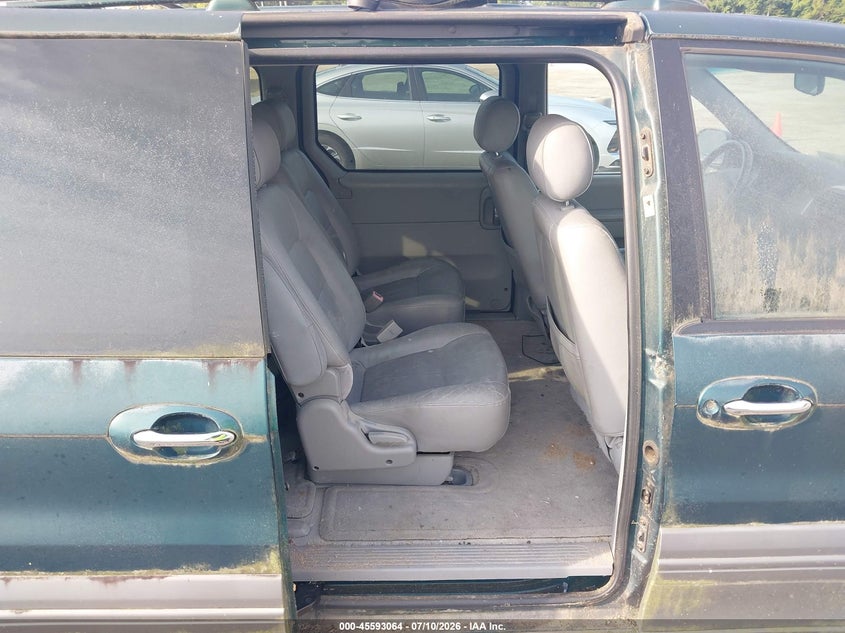 2004 Kia SEDONA VIN KNDUP131446597289 IAAI salvage auction — NORMAL WEAR, Clear (Alabama), sold $25 on 2026-07-15 (photo 8)