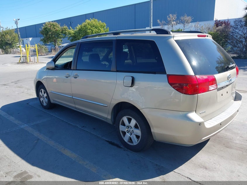 2005 Toyota Sienna VIN 5TDBA22CX5S034928 IAAI salvage auction — NORMAL WEAR, Clear - Dealer Only (California), sold $700 on 2026-07-29 (photo 3)