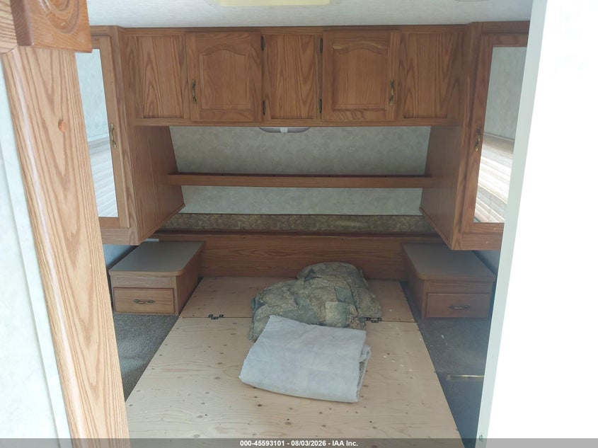 2005 Keystone rv Cougar VIN 4YDT304275B047051 IAAI salvage auction — ROOF, Prior Salvage (Minnesota), sold $1,250 on 2026-09-22 (photo 5)