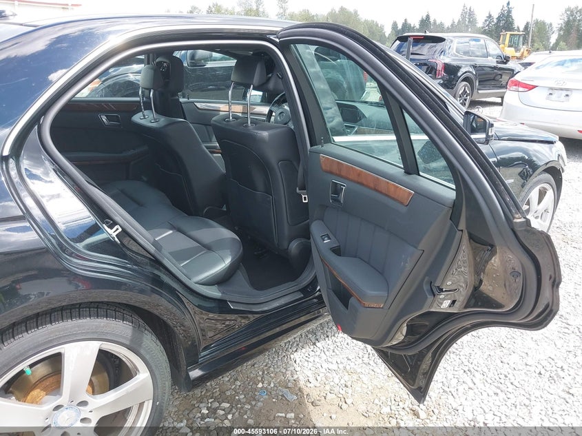 2012 Mercedes-benz E-klasse VIN WDDHF8JB1CA623308 IAAI salvage auction — FRONT & REAR, Salvage Title, sold $1,200 on 2026-07-22 (photo 8)