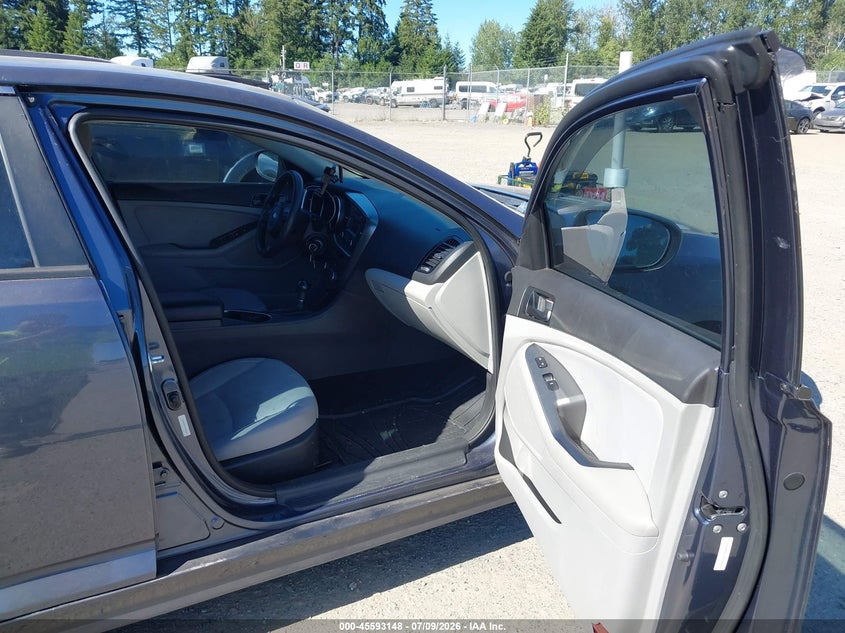 2015 Kia Optima VIN 5XXGM4A76FG484687 IAAI salvage auction — RIGHT REAR, Salvage Title, sold $925 on 2026-07-29 (photo 5)