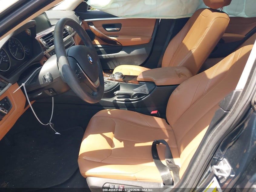2015 BMW 4er VIN WBA4C9C52FG135269 IAAI salvage auction — RIGHT SIDE, Clear (Massachusetts), sold $6,050 on 2026-08-04 (photo 5)