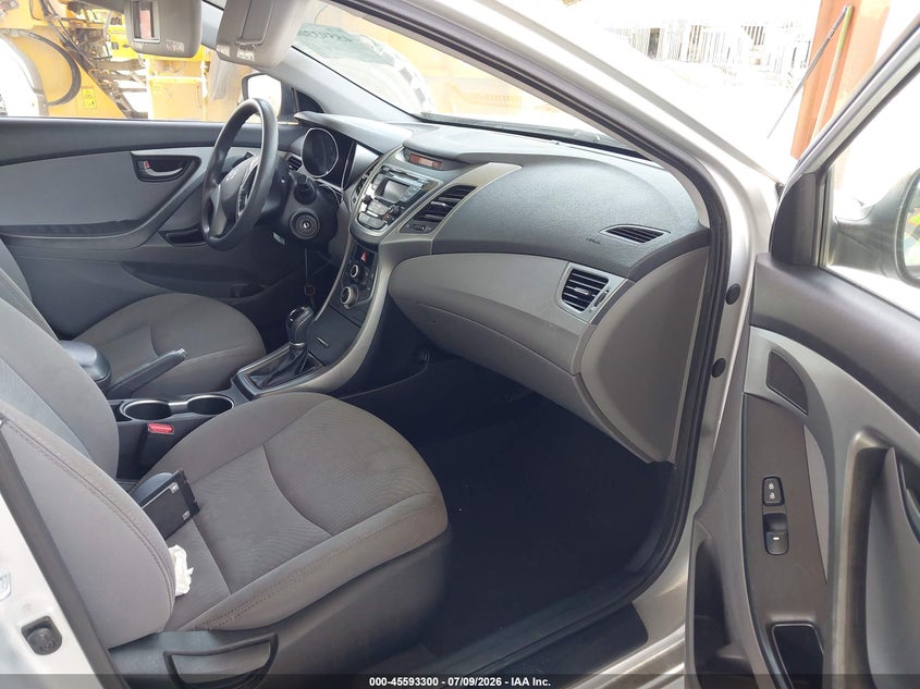 2016 Hyundai Elantra VIN 5NPDH4AE5GH725151 IAAI salvage auction — FRONT END, Salvage Title, sold $1,100 on 2026-08-03 (photo 5)