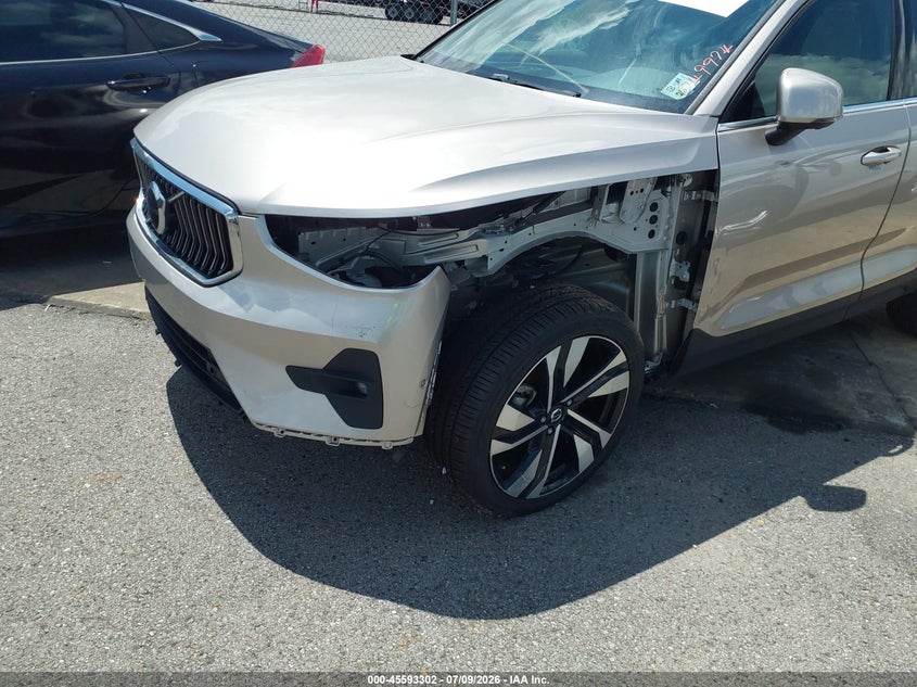 2023 Volvo Xc40 VIN YV4L12UE1P2049974 IAAI salvage auction — LEFT SIDE, Salvage (Louisiana), sold $7,550 on 2026-07-28 (photo 6)