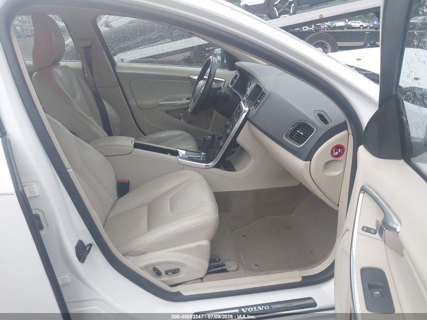 2012 Volvo S60 VIN YV1622FS6C2126553 IAAI salvage auction — FRONT & REAR, Wait Title, sold $875 on 2026-08-19 (photo 5)