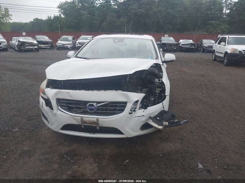 2012 Volvo S60 VIN YV1622FS6C2126553 IAAI salvage auction — FRONT & REAR, Wait Title, sold $875 on 2026-08-19 (photo 6)