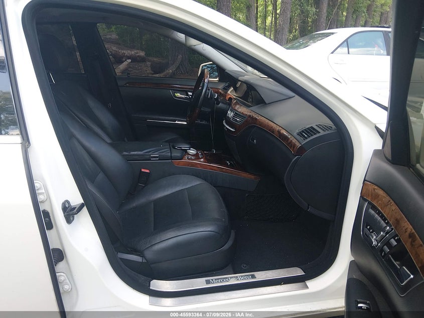 2013 Mercedes-benz S class VIN WDDNG9EB4DA534334 IAAI salvage auction — NORMAL WEAR, Clear (Virginia), sold $875 on 2026-07-28 (photo 5)