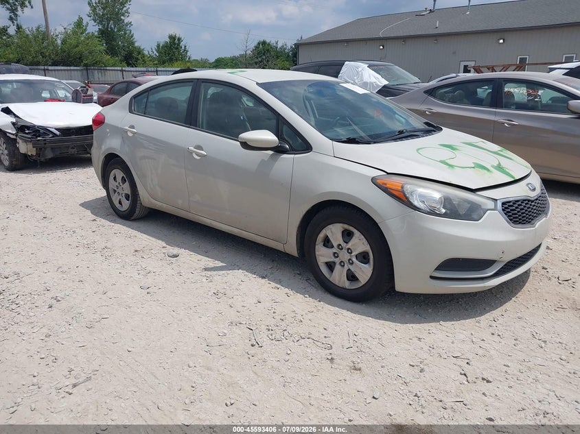 2015 Kia Forte VIN KNAFK4A64F5340467 IAAI salvage auction — VANDALISM, Salvage (Ohio), sold $575 on 2026-07-29 (photo 1)