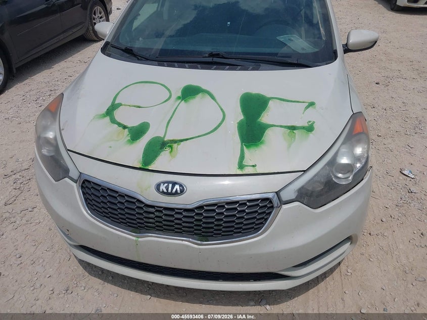 2015 Kia Forte VIN KNAFK4A64F5340467 IAAI salvage auction — VANDALISM, Salvage (Ohio), sold $575 on 2026-07-29 (photo 6)
