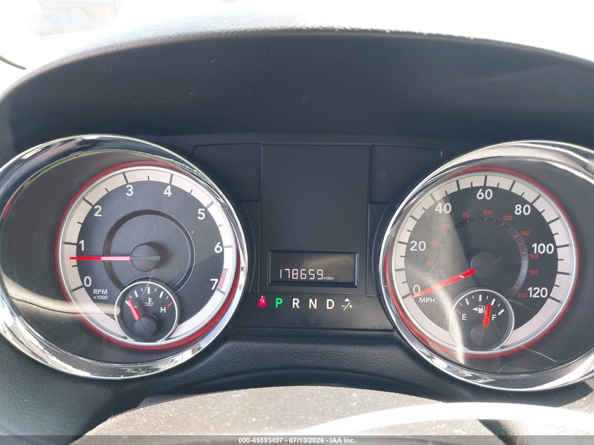 2014 Dodge Caravan VIN 2C4RDGCG6ER253186 IAAI salvage auction — RIGHT FRONT, Salvage Title, sold $400 on 2026-07-18 (photo 7)
