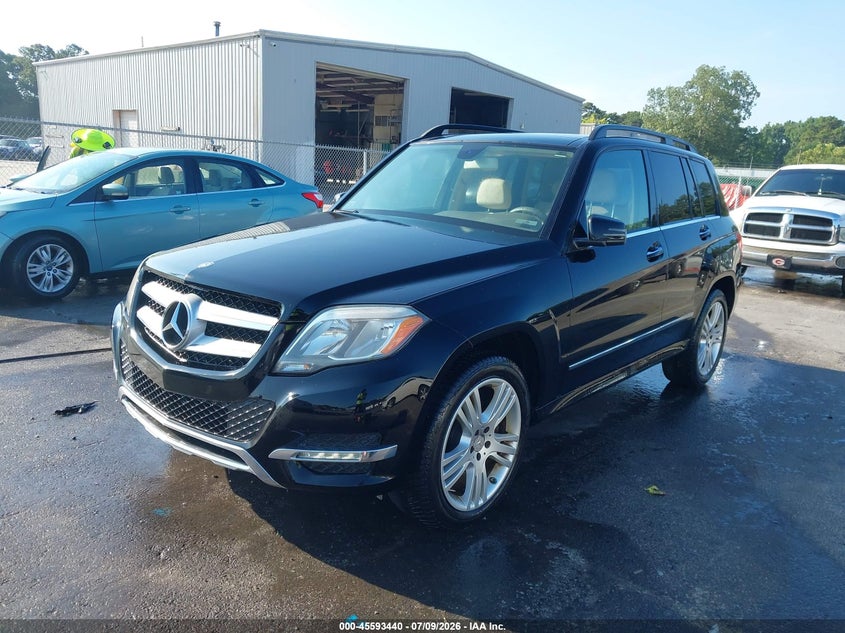2013 Mercedes-benz Glk-class VIN WDCGG8JB3DG012644 IAAI salvage auction — NORMAL WEAR, Clear (Michigan), sold $4,100 on 2026-07-15 (photo 2)